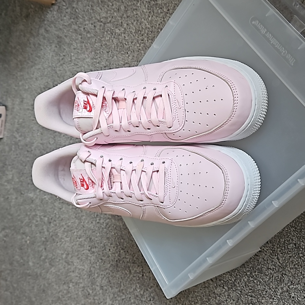 Nike Rose Pink Sz US 10.5 Pre-owned  great condition - Picture 2 of 11